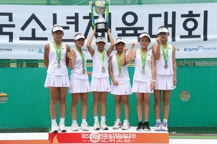 2023-05-30_군위초, 52회 전국소년체육대회 테니스 은메달 입상.jpg